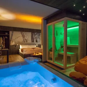 Teverone & Wellness Affittacamere Lamosano