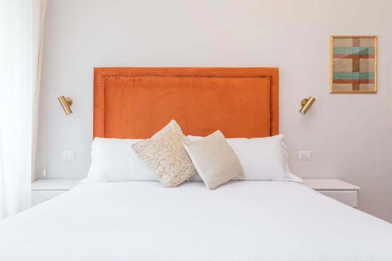 Daplace - Gran Torino Suites Rome 0*,
