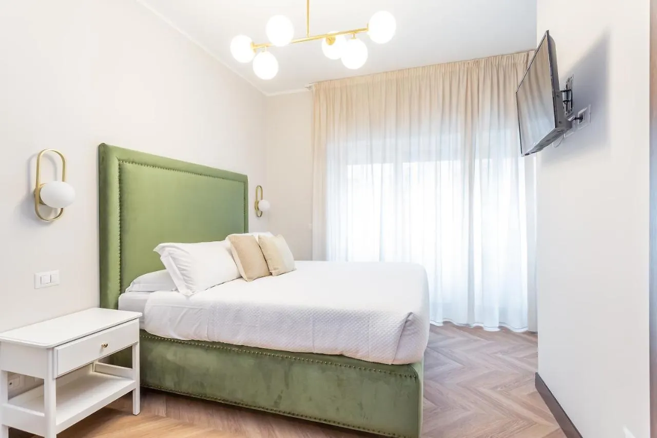 Daplace - Gran Torino Suites Rome Guest house