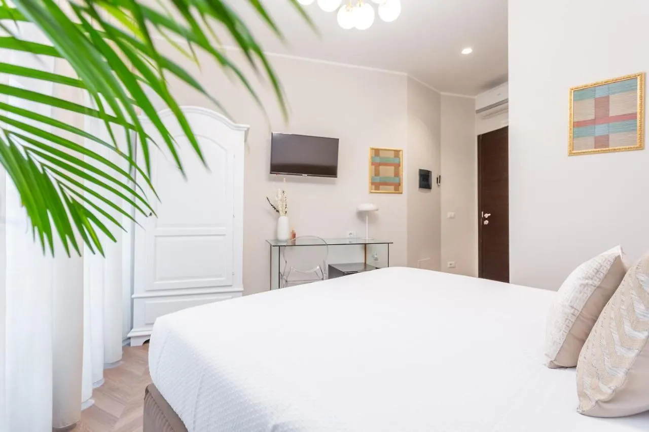 Daplace - Gran Torino Suites Rome Guest house