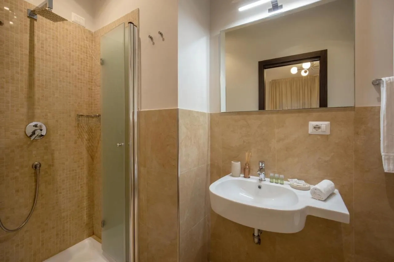 Daplace - Gran Torino Suites Rome Guest house