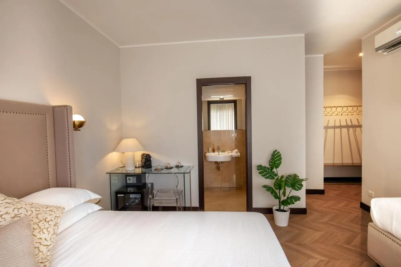 Daplace - Gran Torino Suites Rome Guest house
